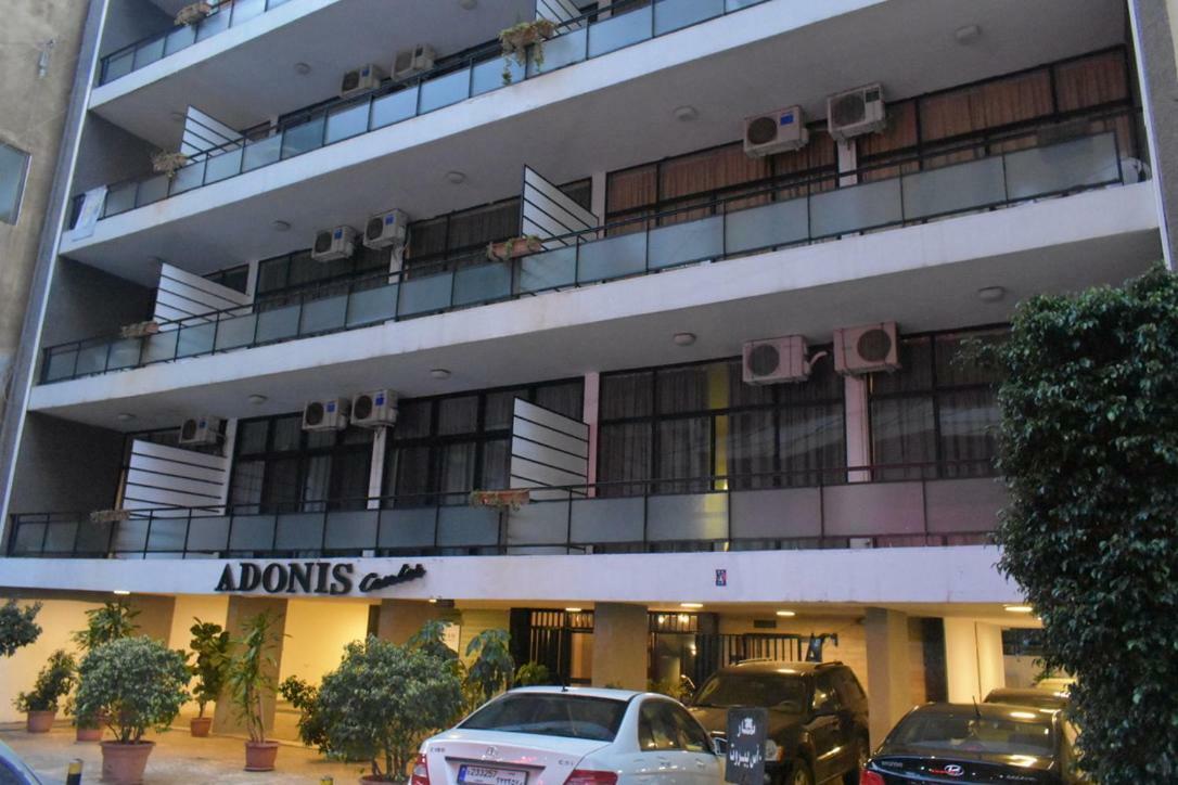 Adonis Furnished Aparthotel *
